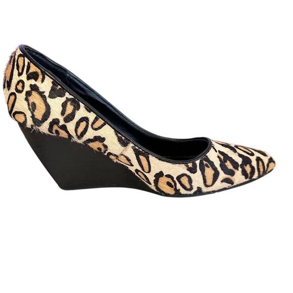 Kenneth Cole Reaction Women's Leopard Print Wedge Heels Multicolor size 6 - Picture 3 of 10